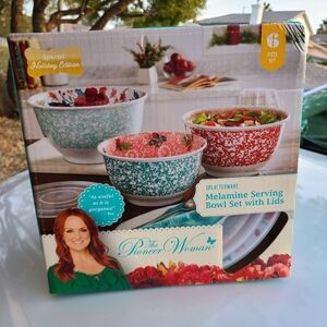 The Pioneer Woman Floral Melamine Bowl Set